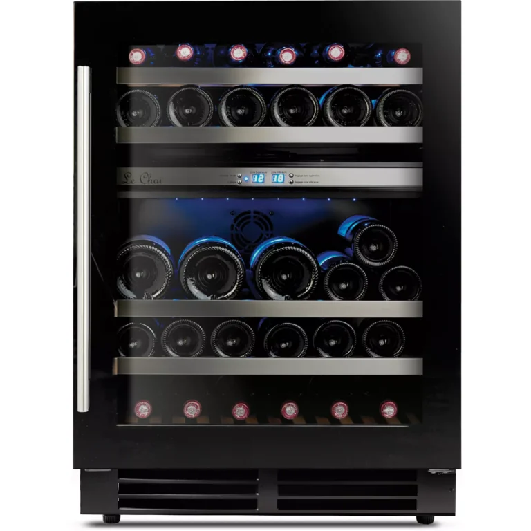 Les points forts du produit On adore Son installation encastrable et son éclairage LED bleu apporte beaucoup de charme 44 bouteilles - 4 clayettes - 2 zones de T°C L x H x P : 59.5 x 82 x 57.3 cm Réglage température : électronique via écran Niveau sonore : Silencieux (39dB)