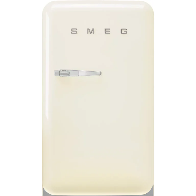 Les points forts du produit On adore Traitement antibactérien pour assurer une meilleure hygiène LxHxP : 54.5 x 97 x 70.1 cm très silencieux (35dB) Volume total : 122 L - Dégivrage manuel du congélateur Frigo de : 105 L (idéal pour 1 personne) - congélateur de 17L